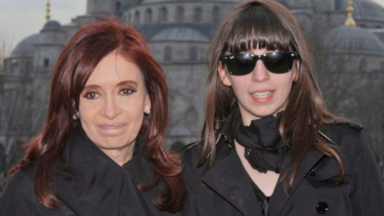 Un Tribunal autorizó a Florencia Kirchner a permanecer en Cuba – Diario K